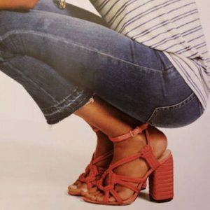 New in Box Cabi Tiptoe Sandals Sz 10 Womens Red Ankle Strappy Block Heel